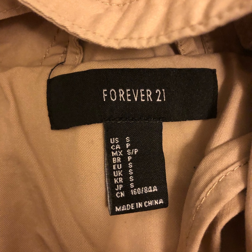 Tan jacket - Picture 2 of 3